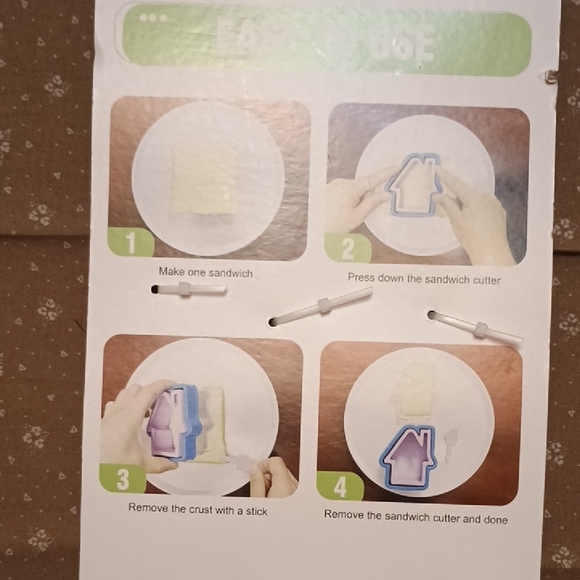 Colorful Sandwich Cutter Set - Picture 5 of 7